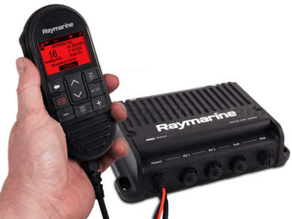 E70492 RAY90 VHF Двупостова Радиостанция BlackBox