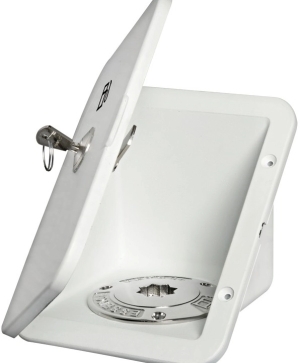 Built-in Compartment for Deck Filler 